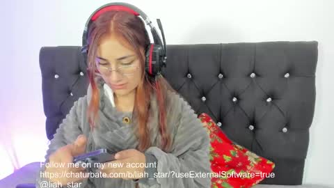 Snapshot of liah_star chatting on 11.27.25 Liah online show from 11.27.25