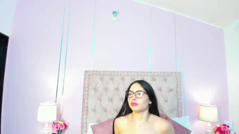 Snapshot of liahjhons chatting on 12.23.24 Liah online show from 12.23.24