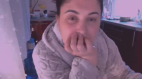 miss Lia  colection for travel online show from 02.22.26