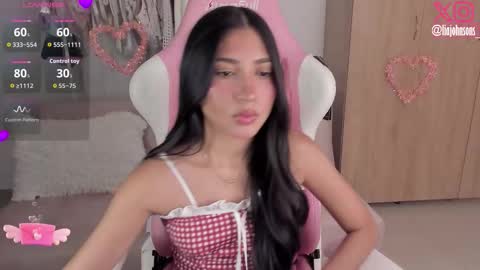 Lia Johnsons online show from 02.12.26