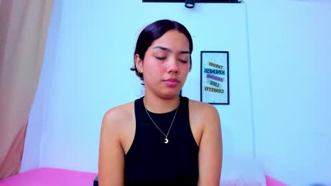 Snapshot of liakiity chatting on 10.18.25 Lia Kitty online show from 10.18.25