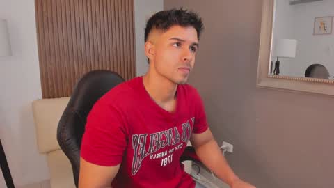 Liam Collins online show from 01.12.25