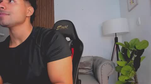 Liam Collins online show from 10.01.25