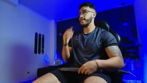 LIAM KLEIN online show from 04.14.26