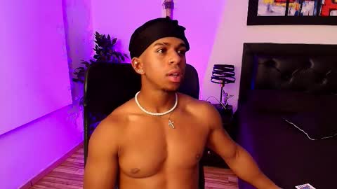 LIAM online show from 10.17.25