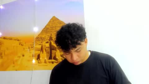 Snapshot of liam_percy7 chatting on 10.04.25 liam online show from 10.04.25