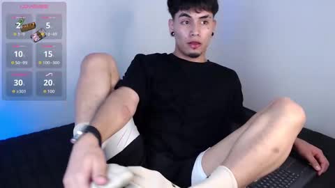 Snapshot of liam_ruiz_ chatting on 09.13.25 Liam online show from 09.13.25
