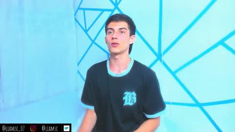 Snapshot of liam_scott77 chatting on 10.24.25 Liam scott77 online show from 10.24.25