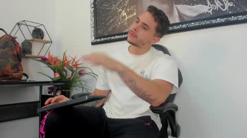 Liam online show from 01.27.25