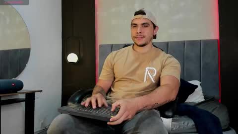 Liam online show from 10.02.25