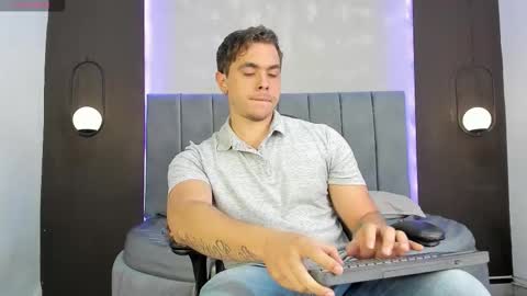 Liam online show from 10.18.25