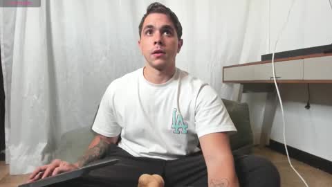 Liam online show from 10.30.25