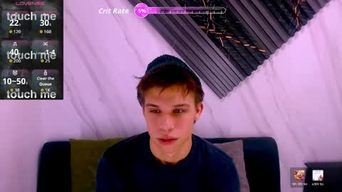 liam_york online show from 04.10.26