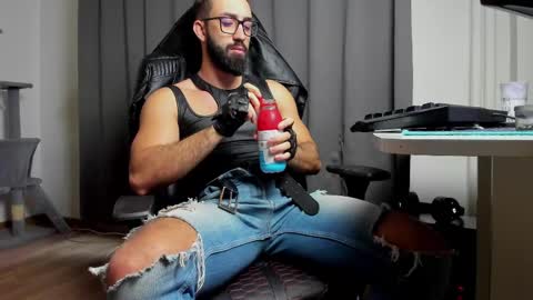 Snapshot of liamaesthetic chatting on 03.02.25 Liam online show from 03.02.25