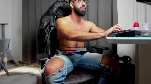 Snapshot of liamaesthetic chatting on 03.02.25 Liam online show from 03.02.25