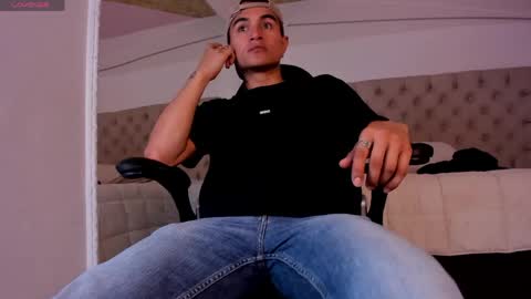 LiamDeep online show from 03.31.26