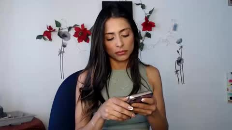 Lia Miller online show from 12.02.24