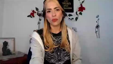 Lia Miller online show from 12.20.24
