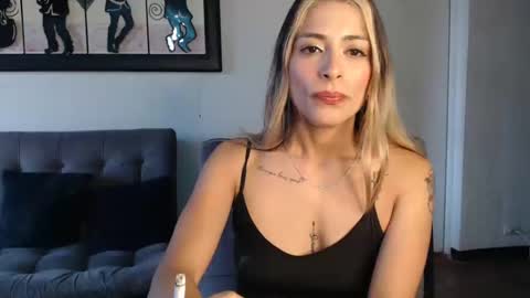 Lia Miller online show from 02.11.25