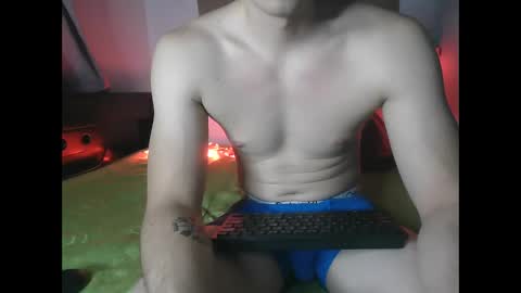Snapshot of liammason_ chatting on 10.17.25 liammason_ online show from 10.17.25