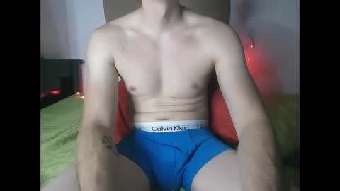 Snapshot of liammason_ chatting on 10.25.25 liammason_ online show from 10.25.25
