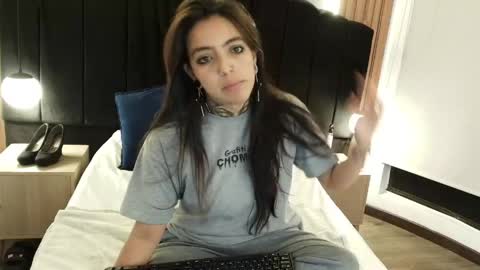 L I A M O N R O E online show from 03.13.26