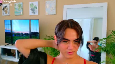 Tell me Liam online show from 10.10.25