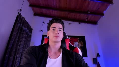liamwyatt_ online show from 12.03.24