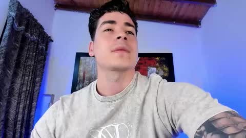 liamwyatt_ online show from 01.08.26