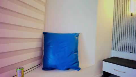 lian_cameron online show from 05.13.26