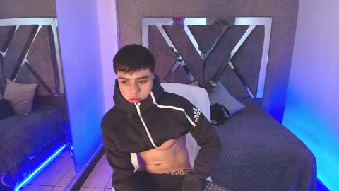 lian online show from 09.11.25