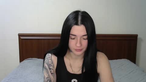 liana_diva online show from 02.19.25