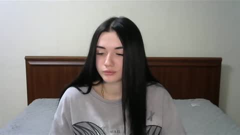 liana_diva online show from 02.28.25