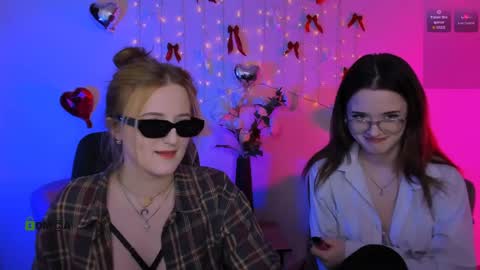 Snapshot of liana_kisses chatting on 04.18.26 Little Liana online show from 04.18.26