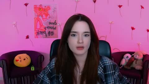 Snapshot of liana_kisses chatting on 04.21.26 Little Liana online show from 04.21.26