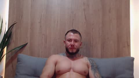 lianjones9 online show from 01.28.25