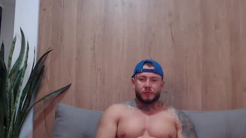 lianjones9 online show from 01.28.25