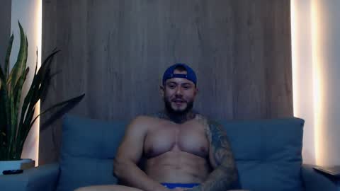 lianjones9 online show from 02.06.25