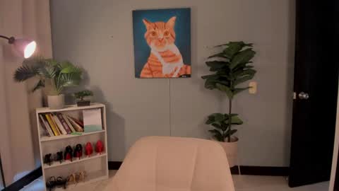 Lia online show from 04.22.26