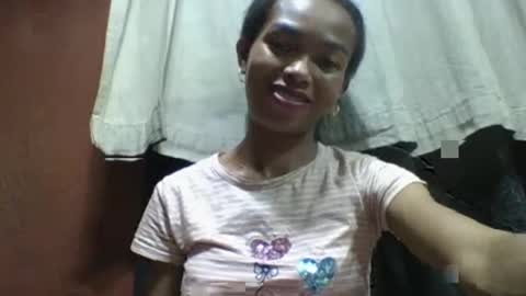 Snapshot of liaraisha chatting on 10.26.25 liaraisha online show from 10.26.25