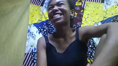 Snapshot of liaraisha chatting on 10.28.25 liaraisha online show from 10.28.25