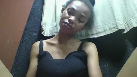 liaraisha online show from 11.27.25