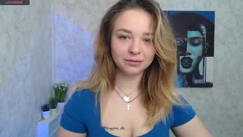 Snapshot of liaralime_ chatting on 04.28.26 Liara online show from 04.28.26