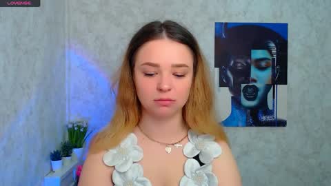 Snapshot of liaralime_ chatting on 05.11.26 Liara online show from 05.11.26