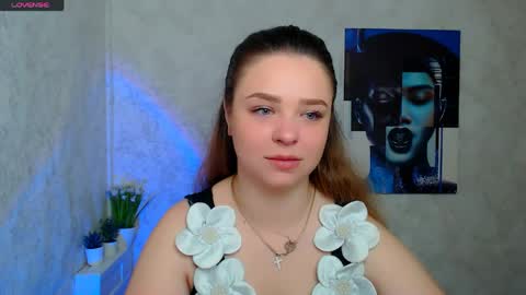 Snapshot of liaralime_ chatting on 05.12.26 Liara online show from 05.12.26