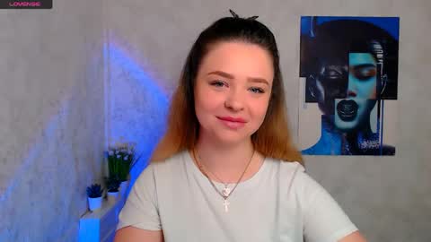 Snapshot of liaralime_ chatting on 05.14.26 Liara online show from 05.14.26