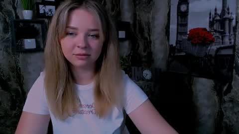 Snapshot of liaralime_ chatting on 05.26.26 Liara online show from 05.26.26