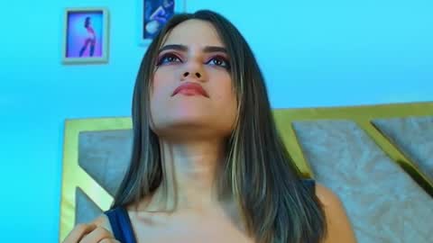 Snapshot of liaruso chatting on 12.06.24 liaross online show from 12.06.24