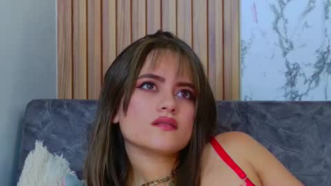 Snapshot of liaruso chatting on 10.24.25 liaross online show from 10.24.25