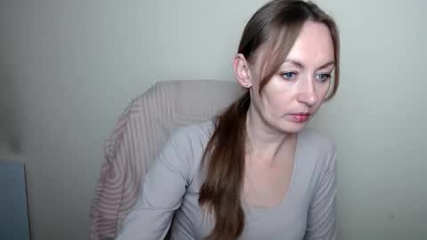 Lia online show from 04.25.26